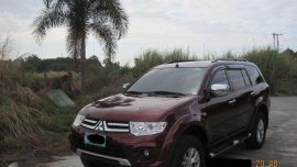 SELLING MITSUBISHI Montero glsv matic 2014