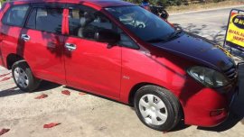 Toyota Innova 2011 manual ( lady owner and lady driven )