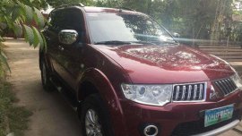 2011s MITSUBISHI MONTERO GLS automatic tray top of d line 