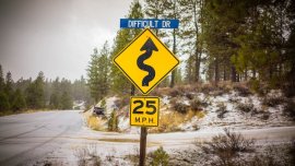 Driving 101: 5 steps to safely drive through sharply curved roads