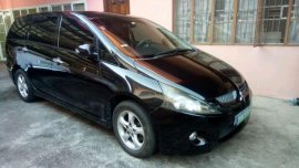2005 Mitsubishi Grandis automatic minivan FOR SALE