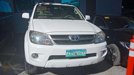2005 Toyota Fortuner G Automatic transmission Gasoline engine