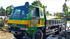 Isuzu Forward 2006 Model FOR SALE