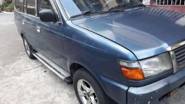 Toyota Revo 1999 manual FOR SALE