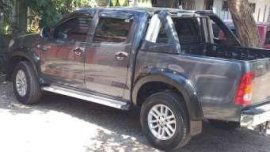 Toyota Hilux 2011 FOR SALE
