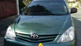 Toyota Innova e 2010 for sale 