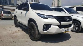 2016 Toyota Fortuner V diesel automatic 