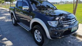 Mitsubishi Strads GLX 4x2 Manual 2010 FOR SALE