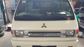 Mitsubishi L300 2015 for sale 