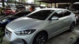 Hyunda Elantra gl manual 2016 for sale 