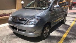 Toyota Innova V 2008 Top of the line for sale 
