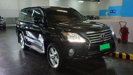Selling Lexus LX 570 2013 Model.