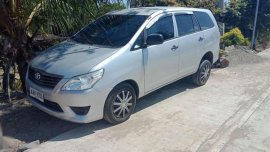 2014 Toyota Innova J for sale