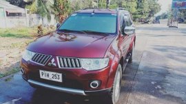 SELLING MITSUBISHI Montero gls se 2011