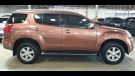2015 Isuzu mu-X 2.5 LS-A 4X2 AT FOR SALE