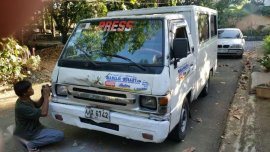 2014 Mitsubishi L300 fb deluxe for sale