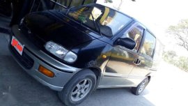 Like new Nissan Serena for sale