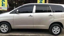 2011 TOYOTA Innova Manual Diesel