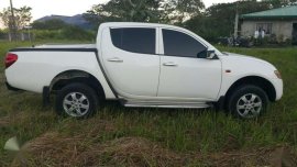 Mitsubishi Strada GLX Manual Diesel 2007 for sale