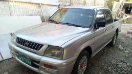 2000mdl MITSUBISHI Strada endeavor 230k 4x2 mt all power 