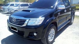 Rush Sale 2015 TOYOTA Hilux 4x4 D4D Top of the line Cebu