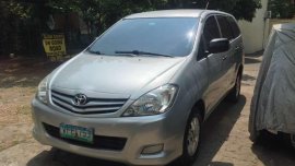 2011 Toyota Innova E for sale