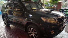 2013 Toyota Fortuner G MT DSL loaded and fresh