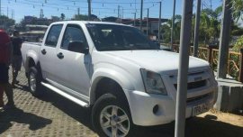 Selling Isuzu Dmax Lx 2012