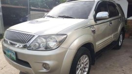Toyota Fortuner V 4wd wheel drive 2007 model