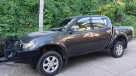 2011 Mitsubishi Strada AT Diesel FOR SALE