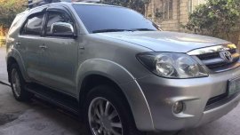 Toyota Fortuner 2006 Model G FOR SALE