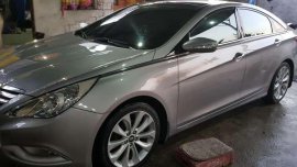 Hyundai Sonata premium 2011 model automatic