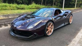 2018 Ferrari 488 GTB with 1016 Carbon Industries carbon kit 