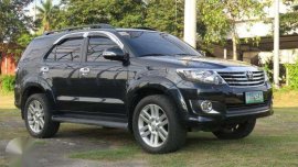 2012 TOYOTA Fortuner 2.5 diesel automatic 4X2. 