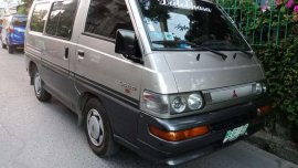 Mitsubishi L300 Exceed Gas Silver Two tone manual 1998model