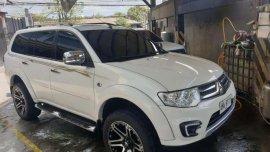 2015 Mitsubishi Motero GLS V SE with sunroof for sale