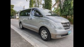 2012 Hyundai Starex VGT AT 2.5L FOR SALE