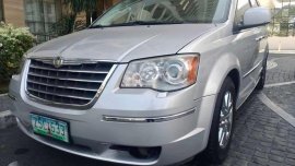 2008 Chrysler Town and Country automatic