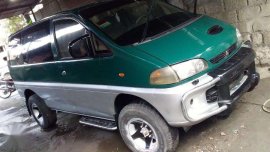 1994 MITSUBISHI Delica Space Gear 4 X 4 FOR SALE