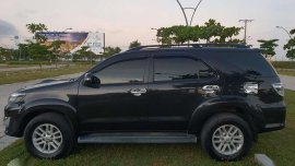 Top of the line 2013 Toyota Fortuner G AT low mileage