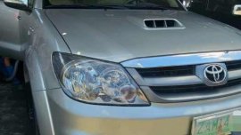 Toyota Fortuner v 2006 Automatic Transmission 4x4 top of the line