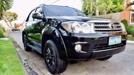 Toyota Fortuner diesel automatic 2009 DARE TO COMPARE!!!