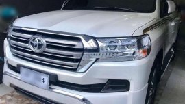 Toyota LAND CRUISER VX 200 Dubai AT 2017 LC200 