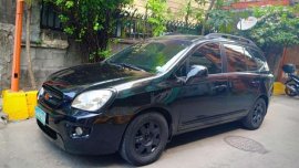 FOR SALE KIA CARENS AUTOMATIC 2010 MODEL