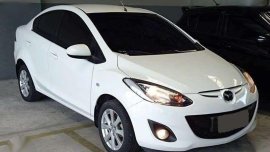 2011 Mazda 2 . m-t . mags . all power . airbag . very fresh