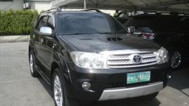 Toyota Fortuner 2010 V AT for sale