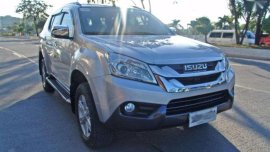 2015 Isuzu MUX 4X2 AT FOR SALE
