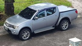 Mitsubishi Strada 2011 glx v for sale 