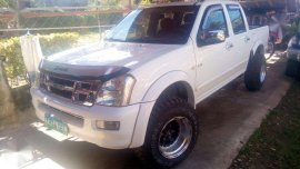 Isuzu D-max 2004 model for sale