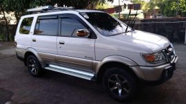2010 Isuzu Crosswind for sale
